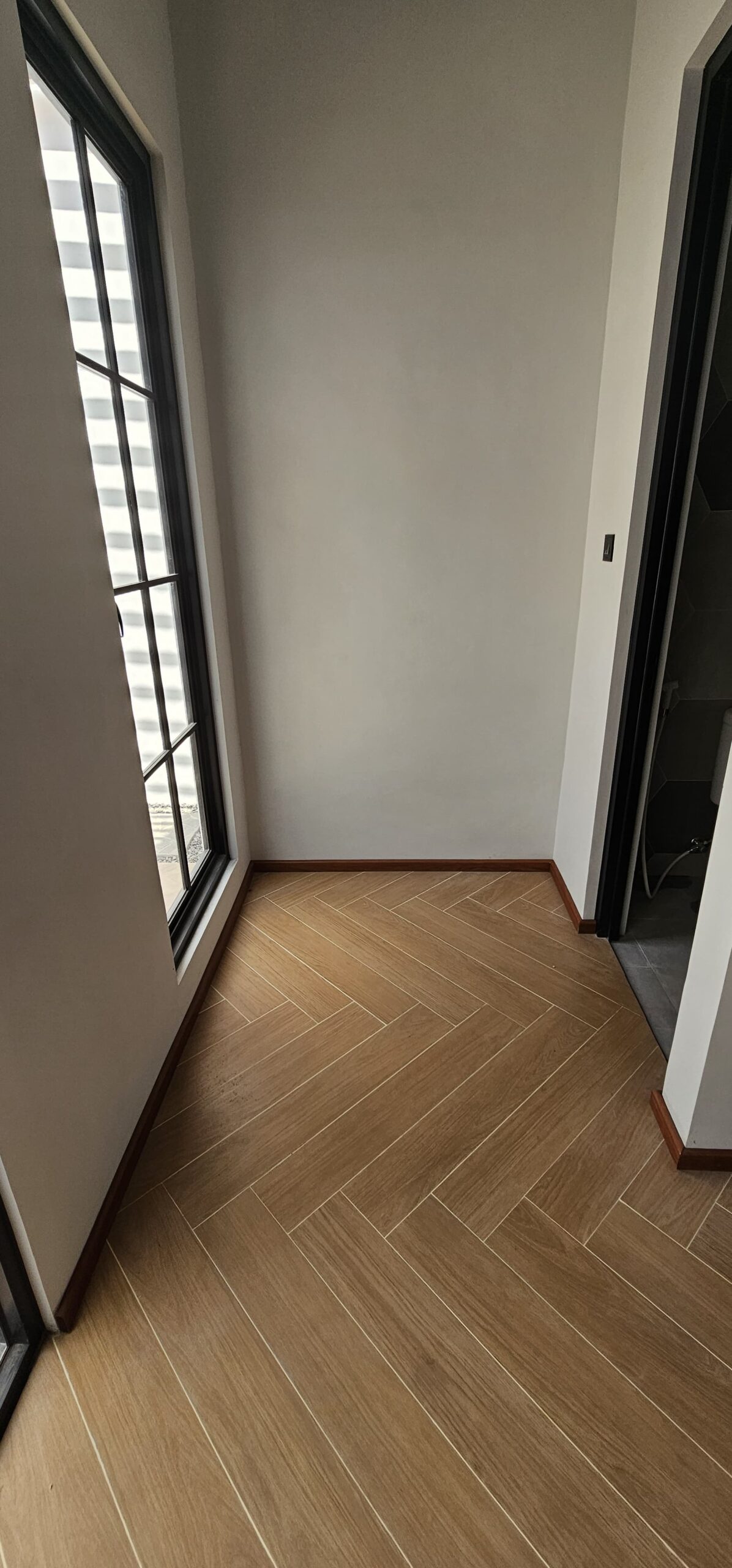 Herringbone Flooring, Buat Ruangan Tampil Beda